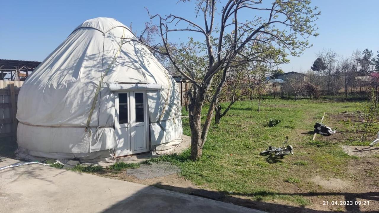 Yurt Stay In Downtown Karakol Exterior photo